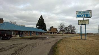 Colonial Motel Marshalltown Екстер'єр фото