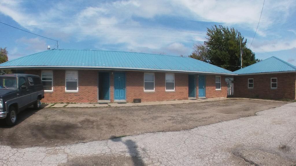 Colonial Motel Marshalltown Екстер'єр фото